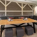 Nissmitz No.32 Lägenhet *