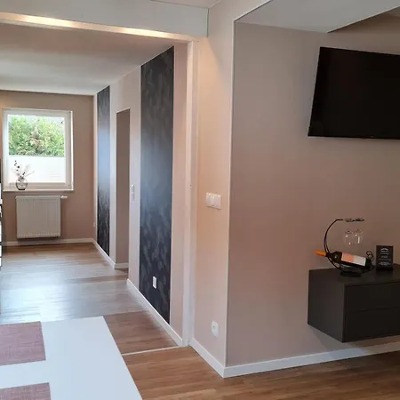 Nissmitz No.32 Apartment