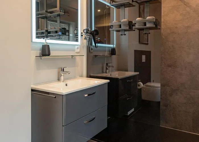 Daire Nissmitz No.32