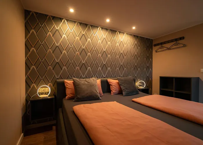 Daire Nissmitz No.32