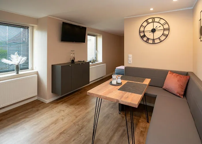 Daire Nissmitz No.32 *